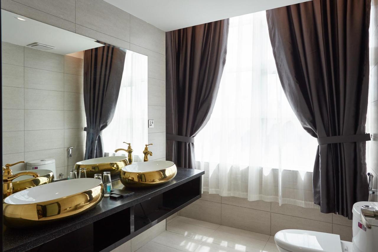 Dream Luxury Hotel Muar Ngoại thất bức ảnh