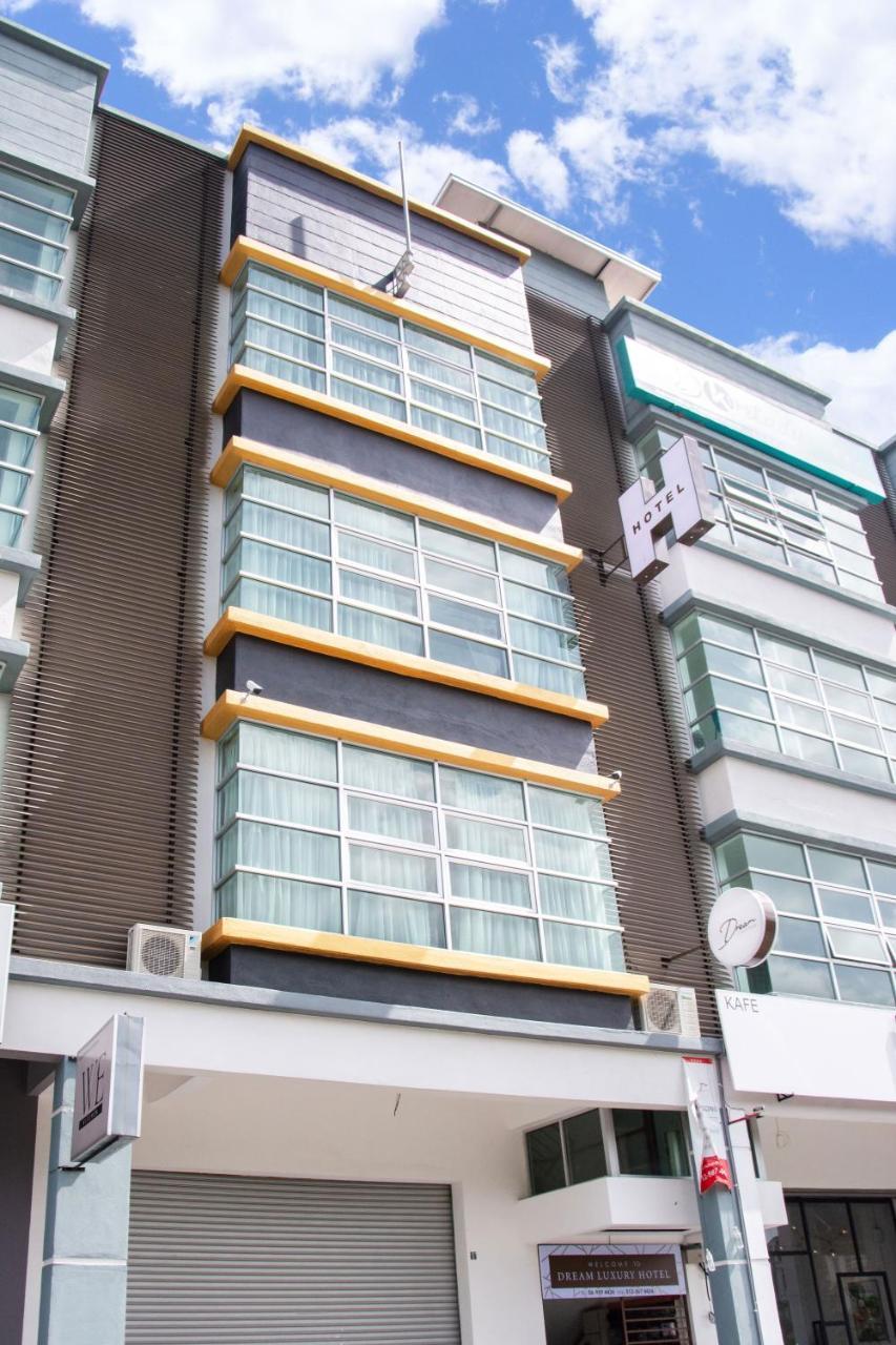 Dream Luxury Hotel Muar Ngoại thất bức ảnh