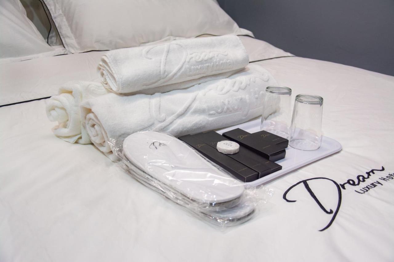 Dream Luxury Hotel Muar Ngoại thất bức ảnh
