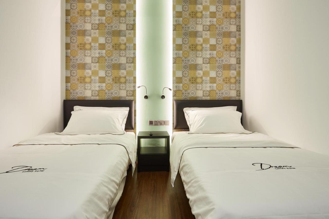 Dream Luxury Hotel Muar Ngoại thất bức ảnh